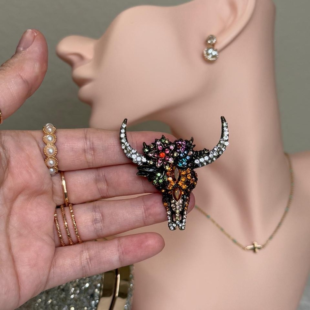 Colorful Rhinestone Bull Skull Brooch. - Picture 5 of 8